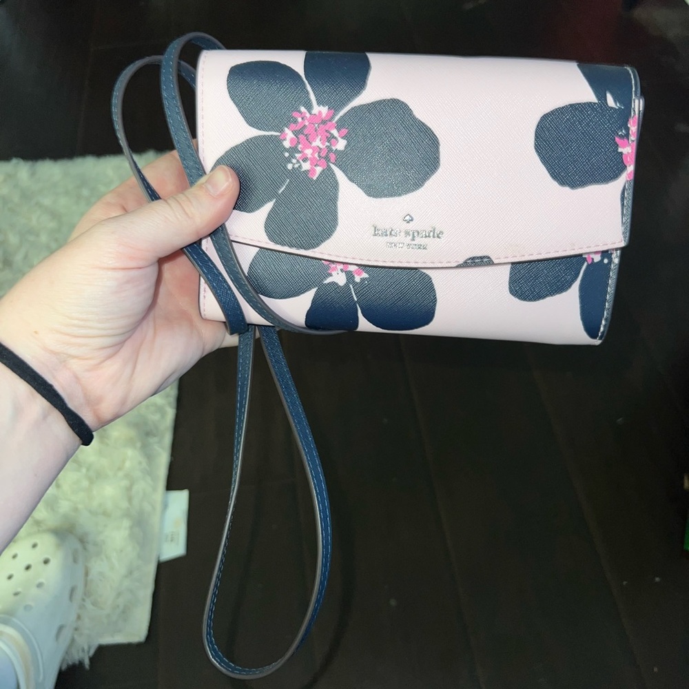 Kate spade floral clutch
